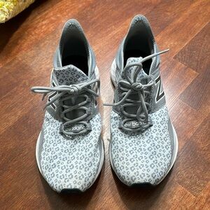 Women’s New Balance Fresh Foam Tennis Shoe Size 8